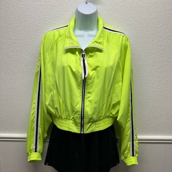 New! Love Tree Women’s Sz M Green Long Sleeve Cropped Zip Up Windbreaker, V567 - Picture 4 of 16